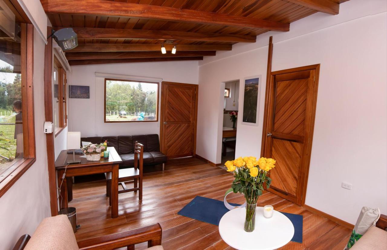 Hosteria Papagayo Cotopaxi Machachi Eksteriør billede
