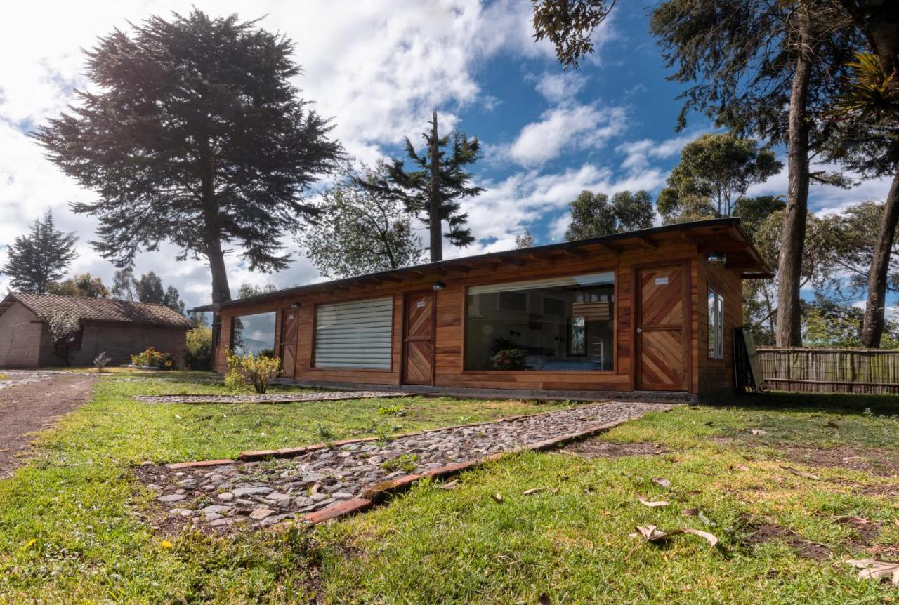 Hosteria Papagayo Cotopaxi Machachi Eksteriør billede