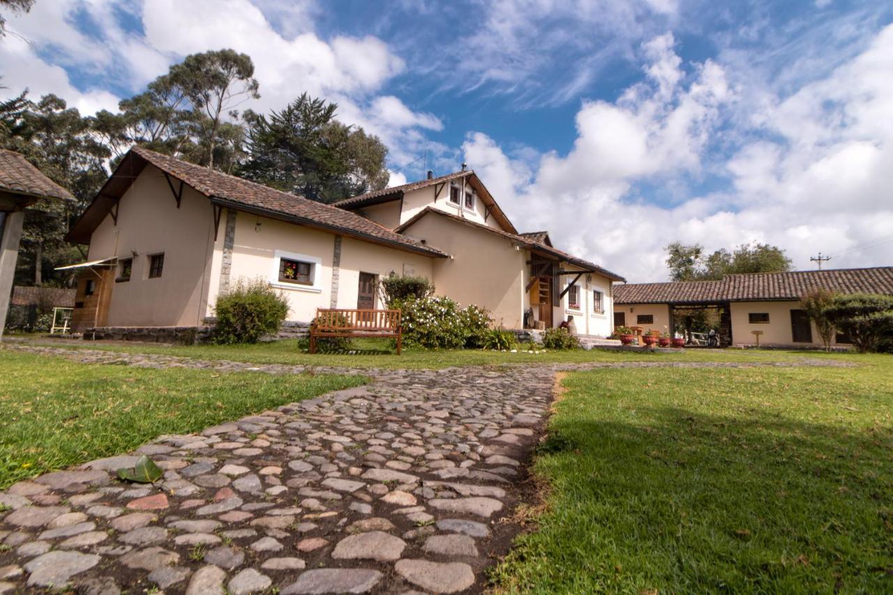 Hosteria Papagayo Cotopaxi Machachi Eksteriør billede